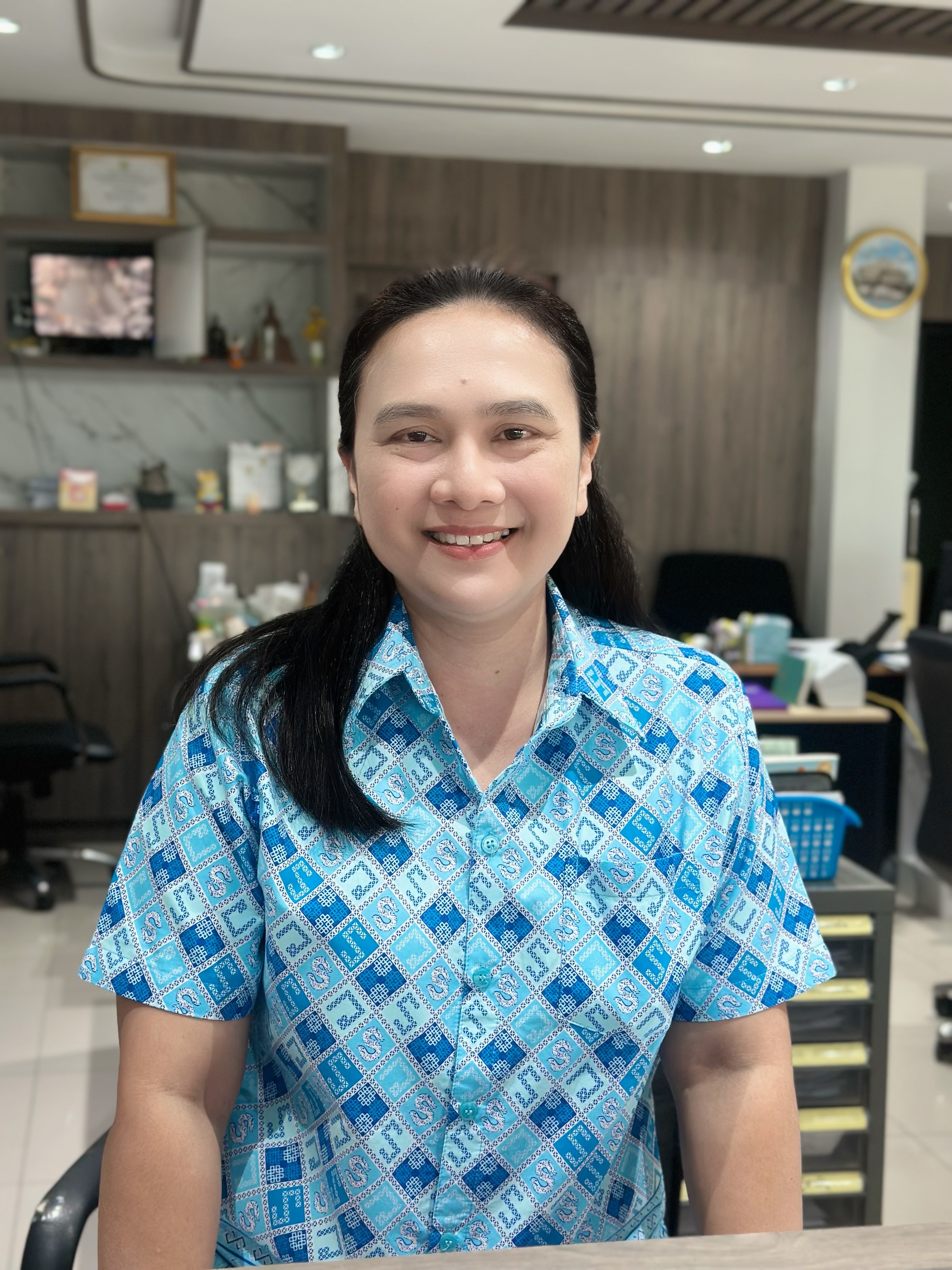 นางดลลชา กองชุมพล