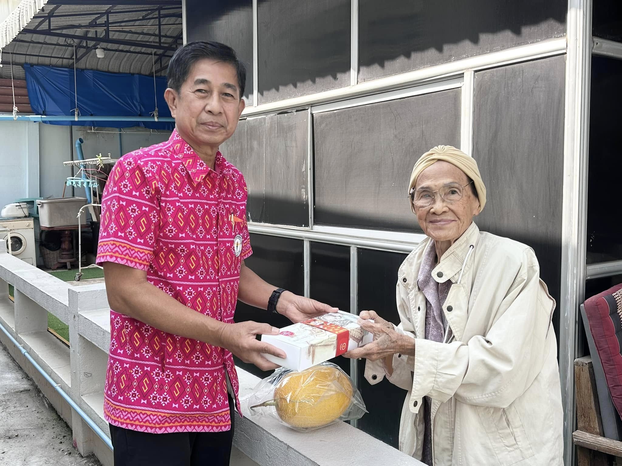 กิจกรรมมอบมิตรไมตรี วันขึ้นปีใหม่ไทยและตรุษจีน