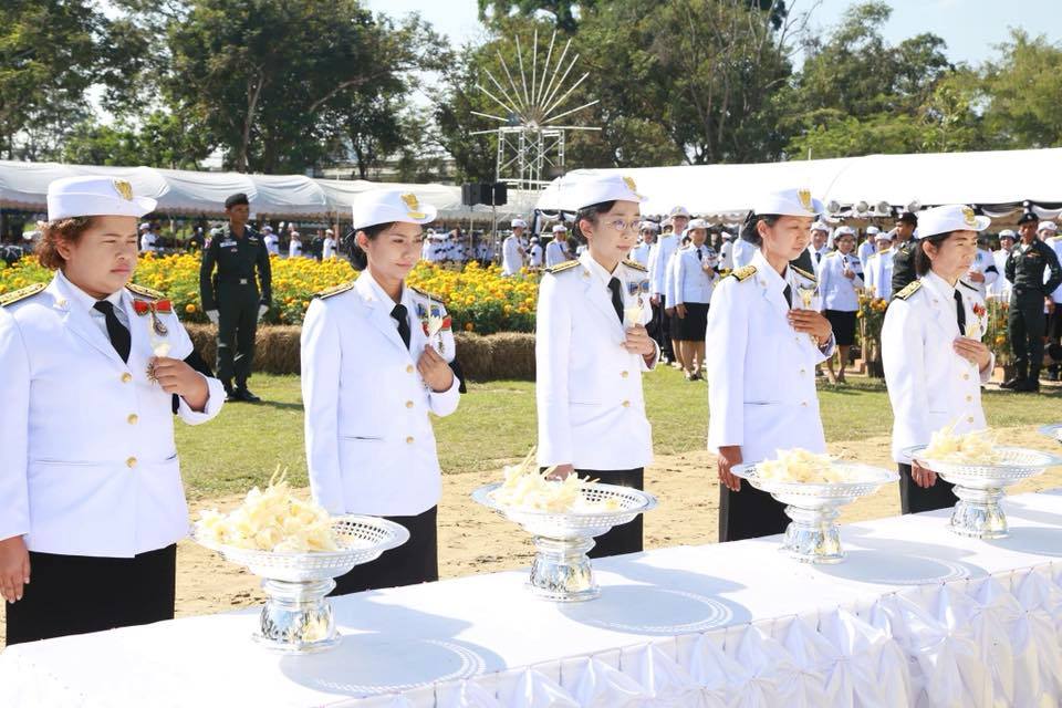 สมาชิกสหกรณ์ฯ จากทั่วทุกอำเภอในจังหวัดฉะเชิงเทรา เข้าร่วมงานพระราชพิธีถวายพระเพลิงพระบรมศพ พระบาทสมเด็จพระปรมินทรมหาภูมิพลอดุลยเดช บรมนาถบพิตร 26 ตุลาคม 2560