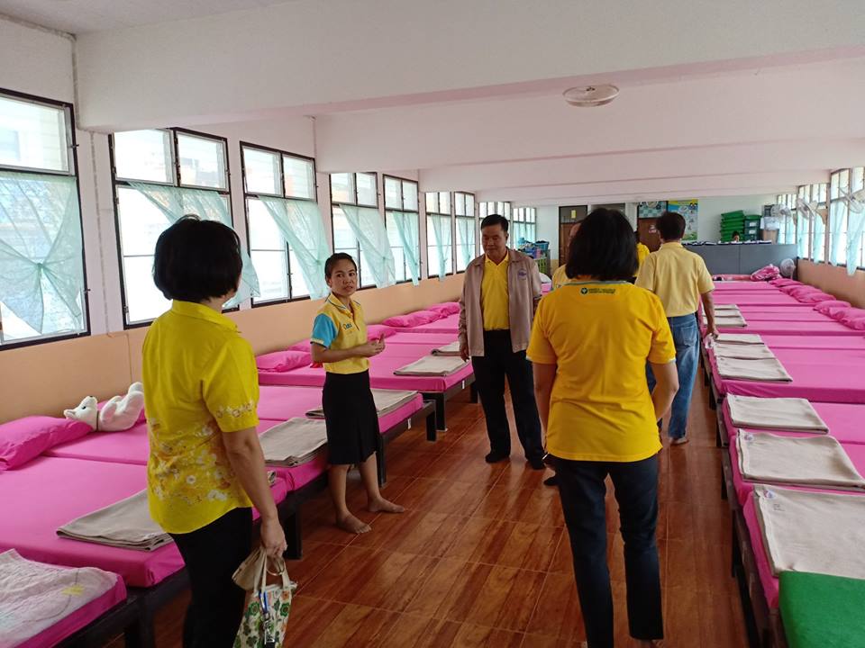 ทำกิจกรรมสาธารณประโยชน์เพื่อสังคมที่โรงเรียนฉะเชิงเทราปัญญานุกูล