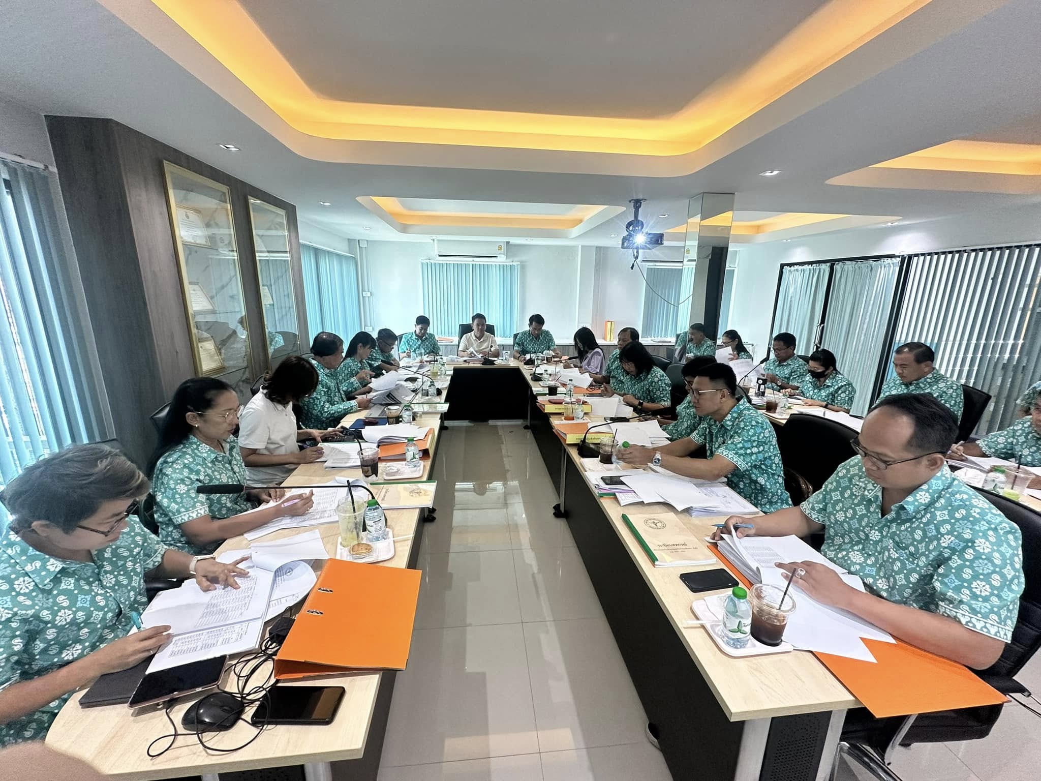 ประชุมคณะกรรมการ ศูนย์ประสานงาน สสธท. สอ. สสจ.ฉะเชิงเทรา ครั้งที่ 11/2567