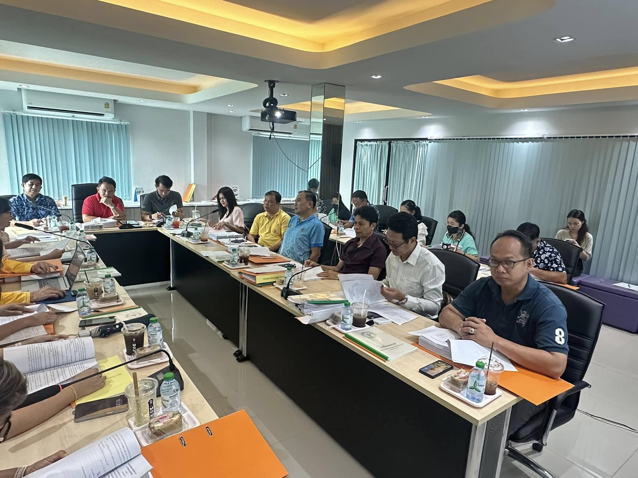 ประชุมคณะกรรมการ ศูนย์ประสานงาน สสธท. สอ. สสจ.ฉะเชิงเทรา ครั้งที่ 10/2567