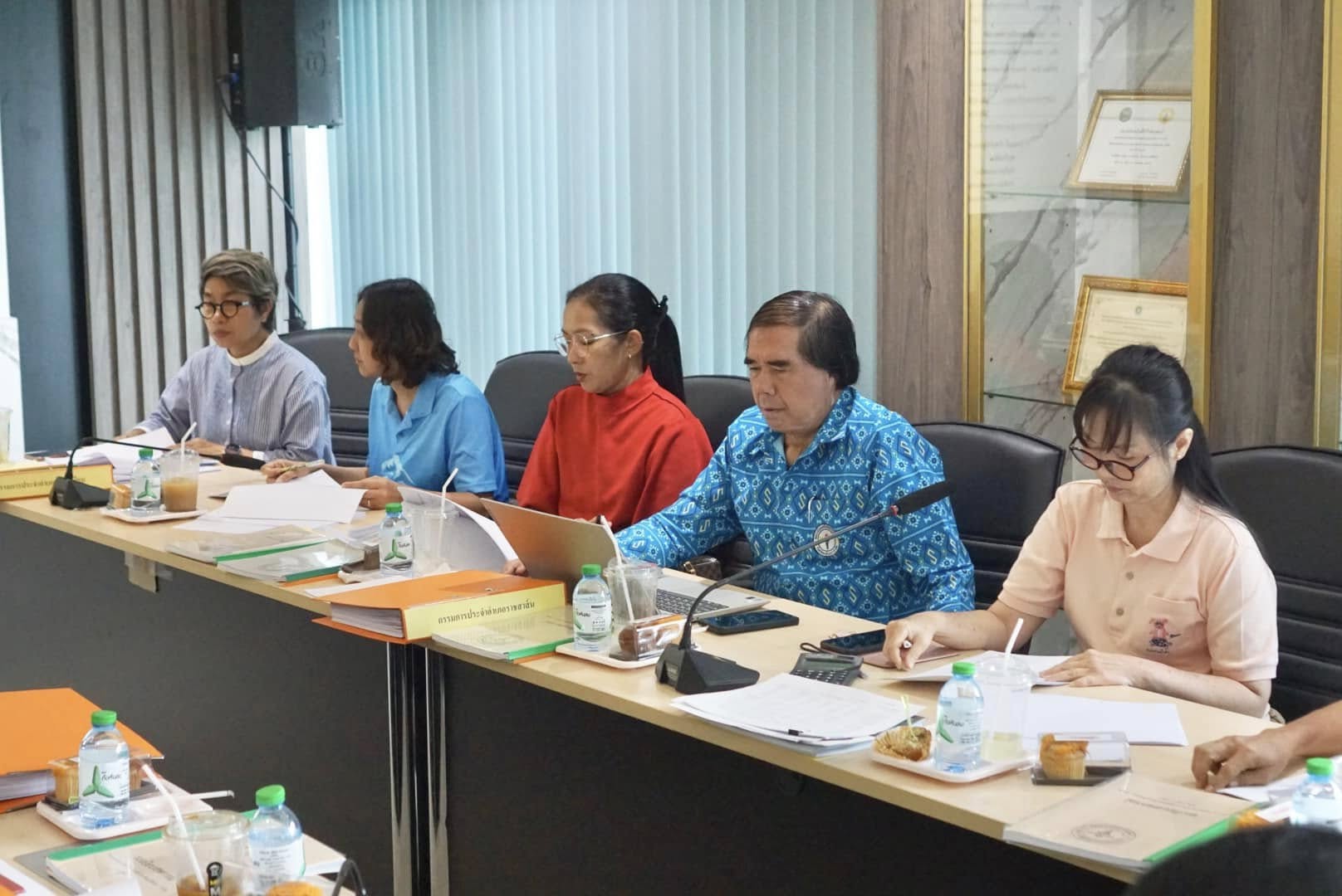 ประชุมคณะกรรมการ ศูนย์ประสานงาน สสธท. สอ. สสจ.ฉะเชิงเทรา ครั้งที่ 9/2567