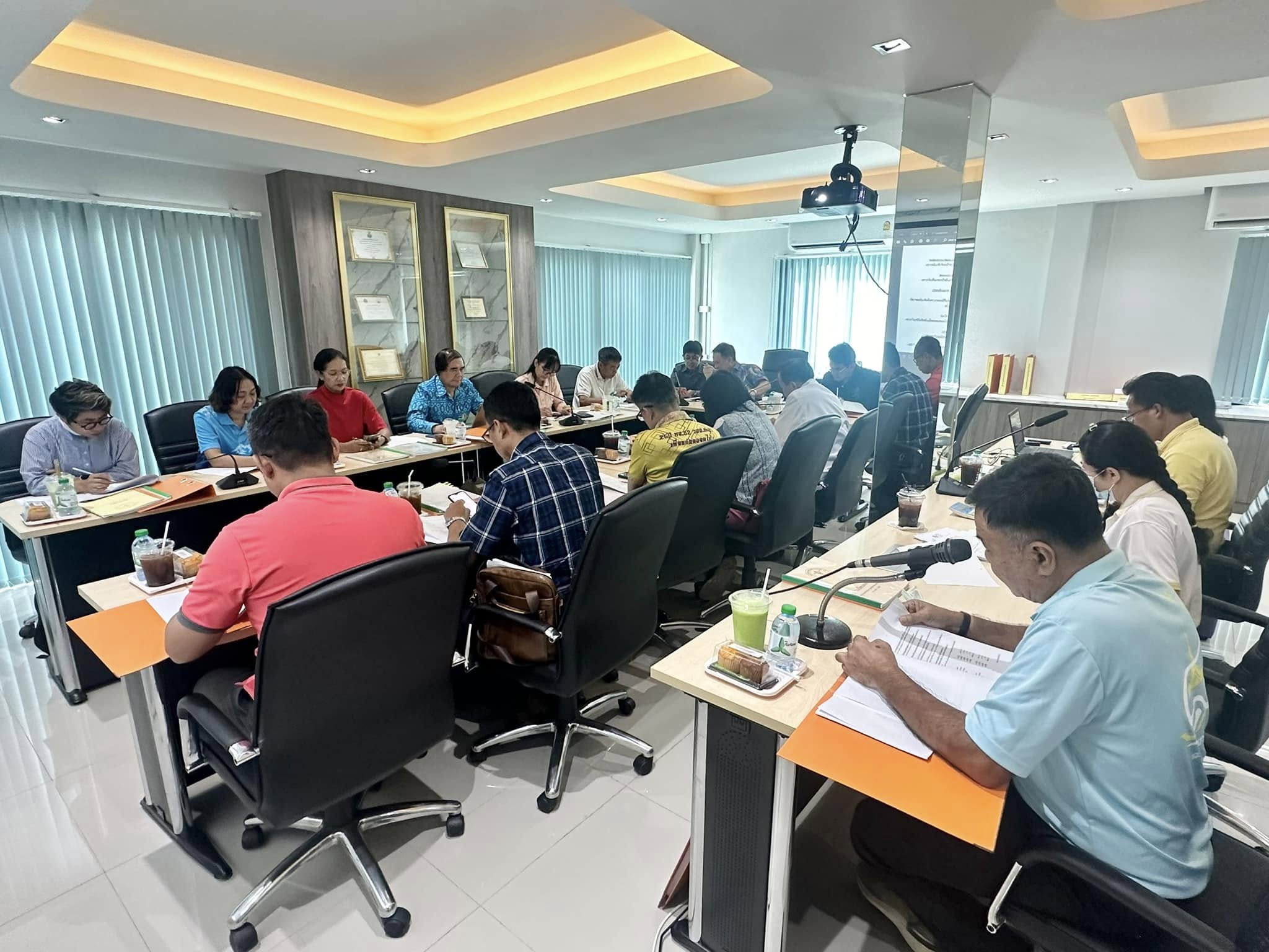 ประชุมคณะกรรมการ ศูนย์ประสานงาน สสธท. สอ. สสจ.ฉะเชิงเทรา ครั้งที่ 9/2567