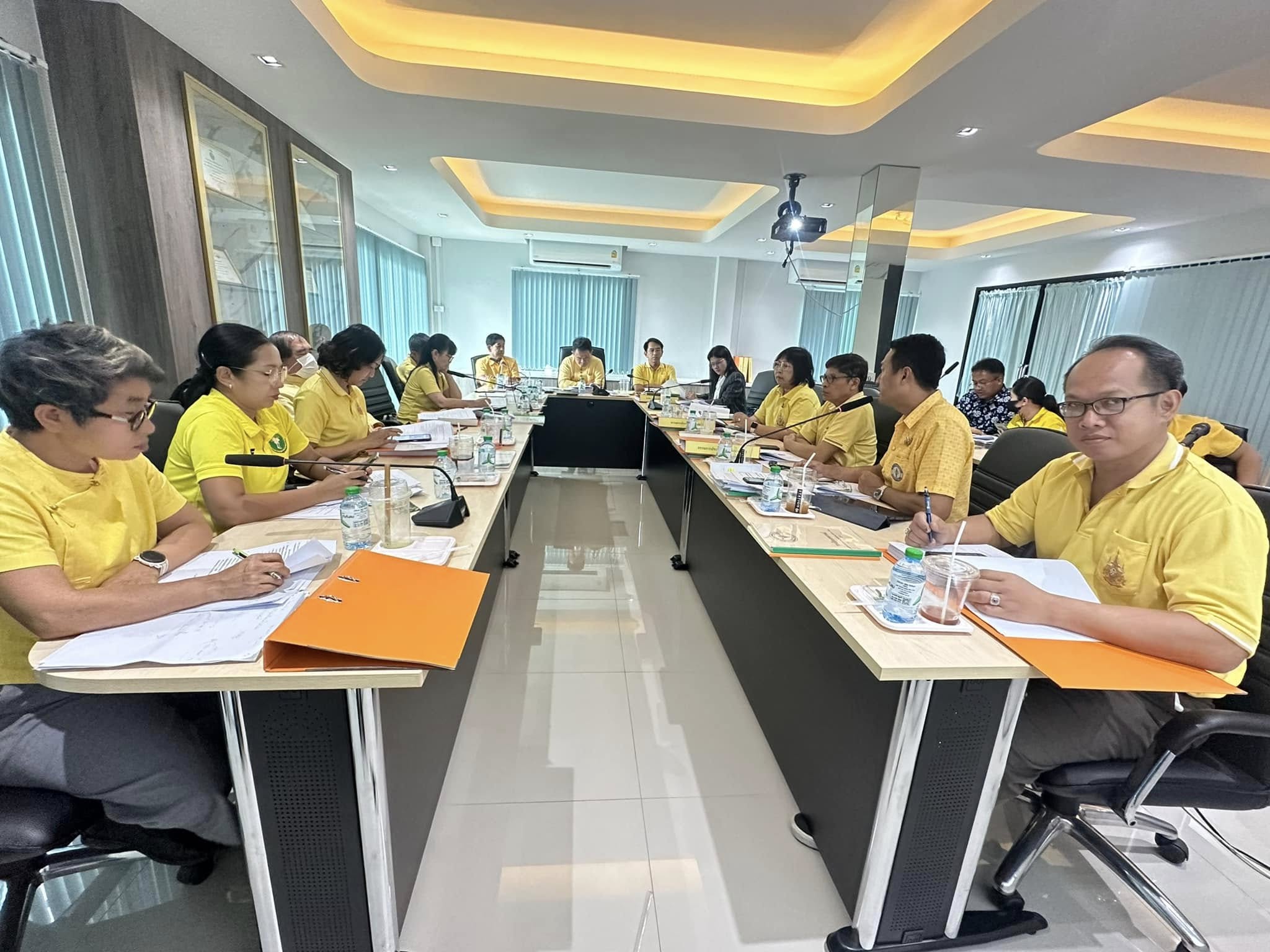 ประชุมคณะกรรมการ ศูนย์ประสานงาน สสธท. สอ. สสจ.ฉะเชิงเทรา ครั้งที่ 8/2567