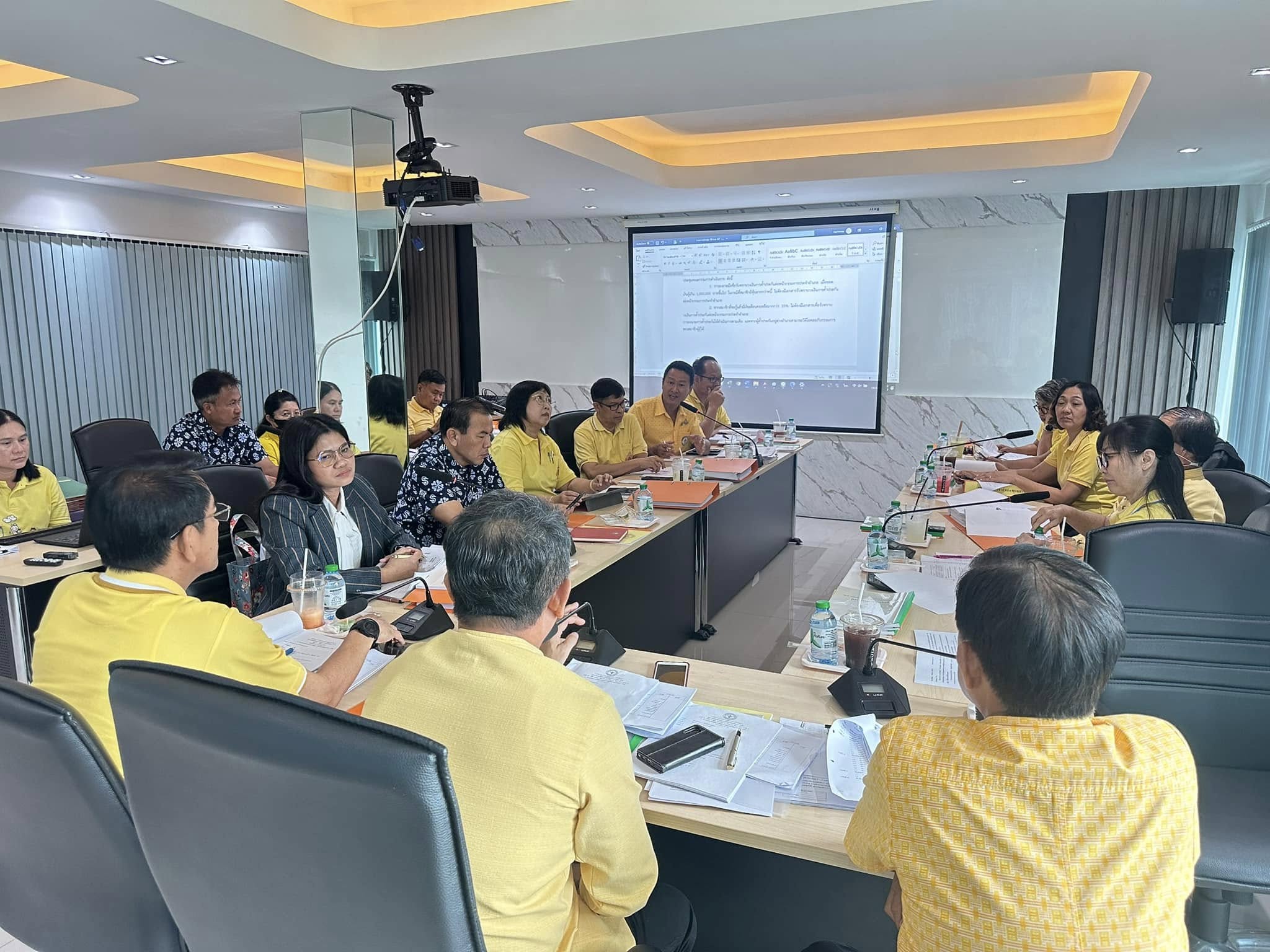 ประชุมคณะกรรมการ ศูนย์ประสานงาน สสธท. สอ. สสจ.ฉะเชิงเทรา ครั้งที่ 8/2567