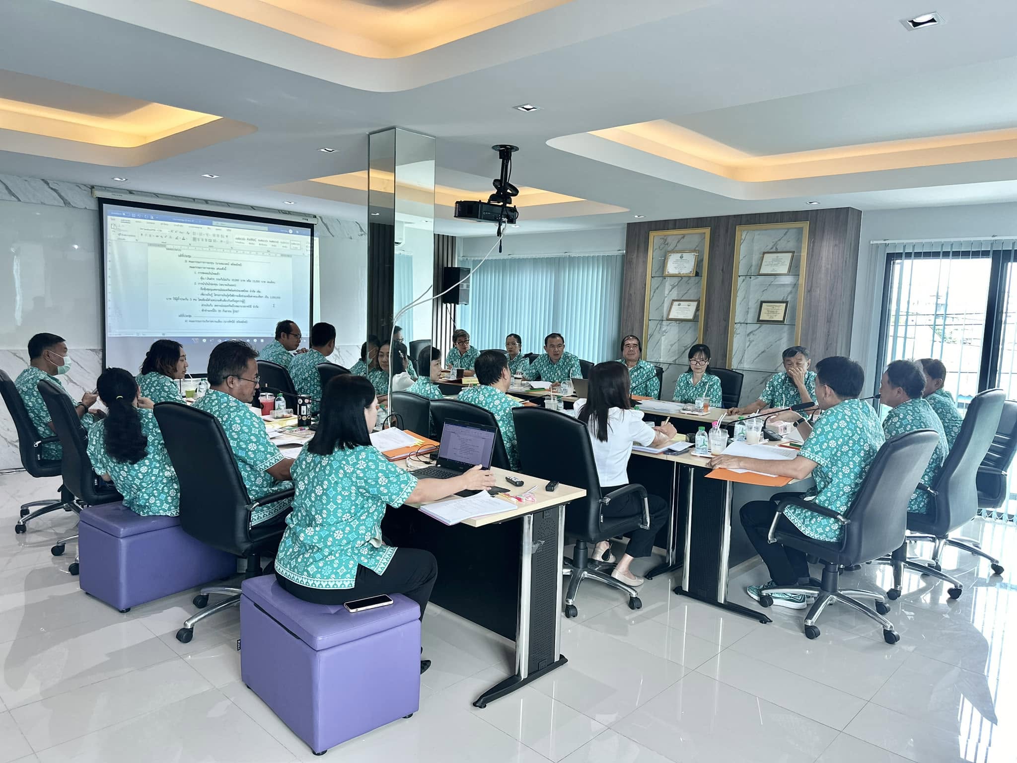 ประชุมคณะกรรมการ ศูนย์ประสานงาน สสธท. สอ. สสจ.ฉะเชิงเทรา ครั้งที่ 6/2567