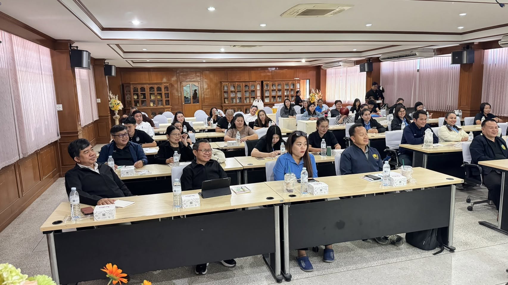 ตัวแทนเข้าร่วมโครงการอบรม “หลักสูตรบทบาทหน้าที่กรรมการดำเนินการสหกรณ์ และความรู้เรื่องสินเชื่อ แก่คณะกรรมการดำเนินการและเจ้าหน้าที่สินเชื่อของสหกรณ์”