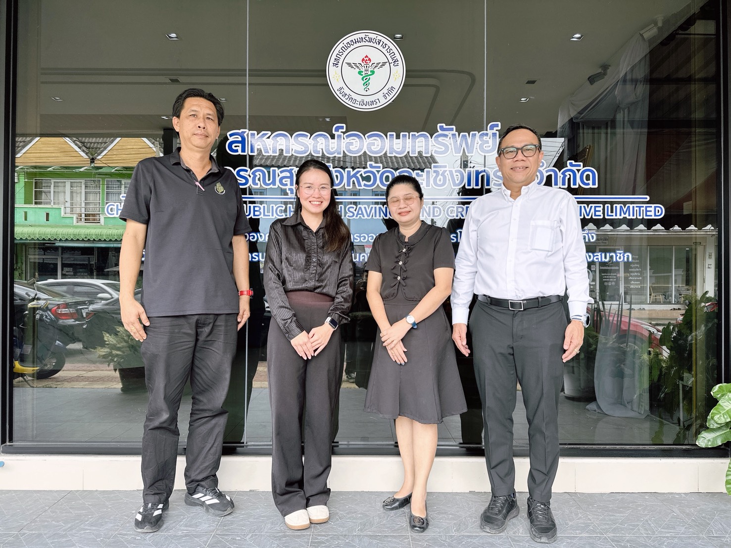 ต้อนรับเจ้าหน้าที่จากสำนักงานคณะกรรมการการเลือกตั้ง ประจำจังหวัดฉะเชิงเทรา
